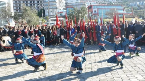 Atatürk'ün Kuşadası'na Gelişinin 91. Yıldönümü