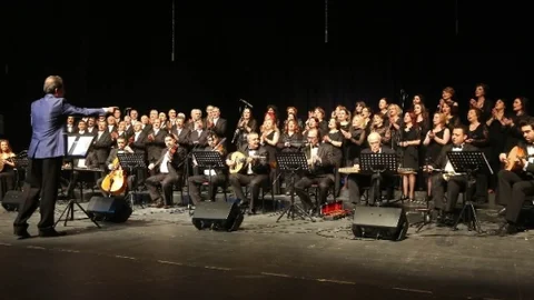 Sanat Müziği Ezgileri Büyüledi