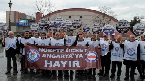 Eğitim Bir-Sen'den “Nöbet” Eylemi