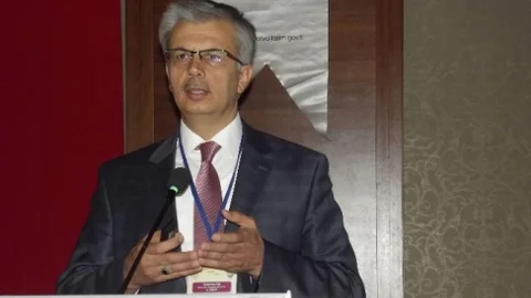 İbrahim Gezer Aday Adaylığı İçin İstifasını Sundu