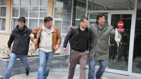 Kaçak Kamyon Parçasına 2 Gözaltı