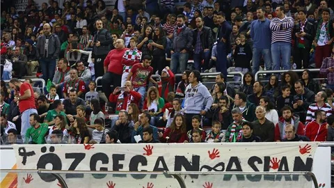 Pınar Karşıyaka - Anadolu Efes basketbol maçı