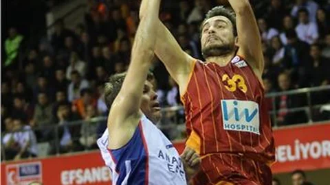 Anadolu Efes-Galatasaray Liv Hospital