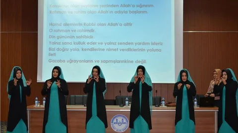 Mardin'de işitme engelliler için hatim programı