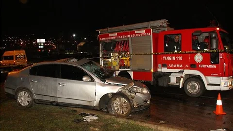 Samsun'da kamyonet ile otomobil çarpıştı 1 ölü, 2 yaralı
