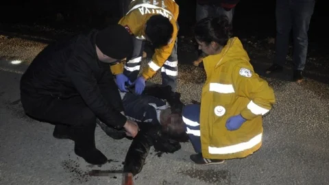 Otomobilin Çarpıp Kaçtığı Yaya Ağır Yaralandı