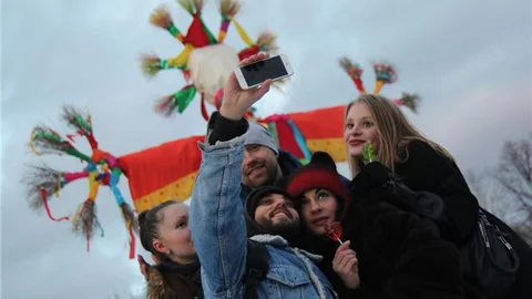 Rusya'da ''Maslenitsa'' şenlikleri