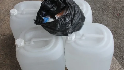 Otobüsle Getirilen Anason Ve Sahte Bandrollere Sahip Çıkan Olmadı