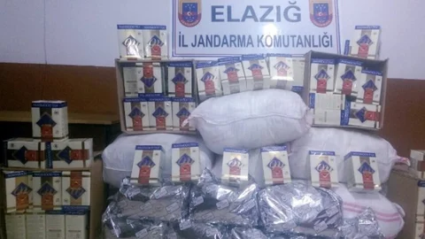 Jandarma Yarım Ton Kaçak Çay Ele Geçirdi