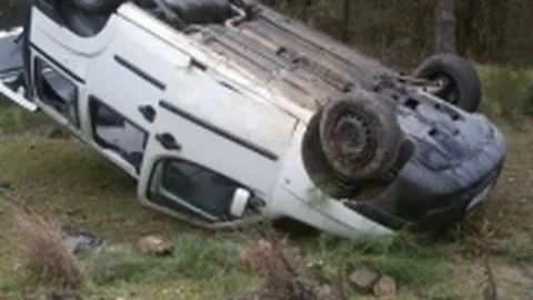 Üç Takla Atan Araçtan Sağ Çıktı