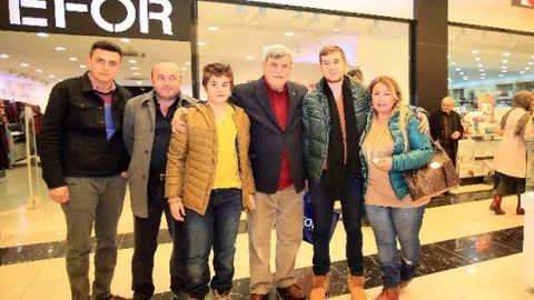 Başkan Karaosmanoğlu Çocuk Ve Gençlerle Bir Araya Geldi