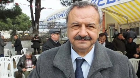 Burhaniye'de Dualı Ve Pilavlı Köprü Yıkımı