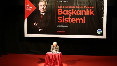 “Türk Siyasetinde Güncel Meseleler; Başkanlık Sistemi” Konulu Konferans Gerçekleşti