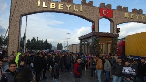 İşten Çıkarılma Korkusu Eylem Yaptırdı