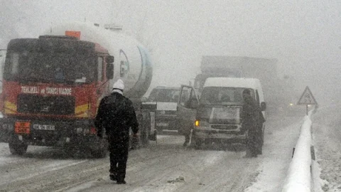 D-100 Karayolu Bolu Dağı Geçişi Ulaşım Kapandı