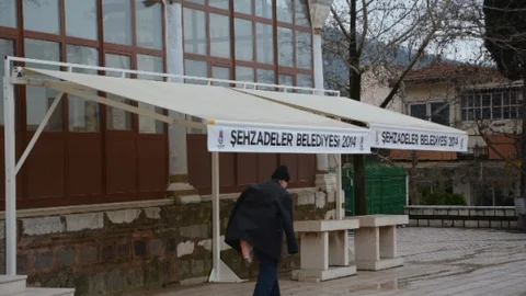 Cami Ve Okullara Portatif Branda