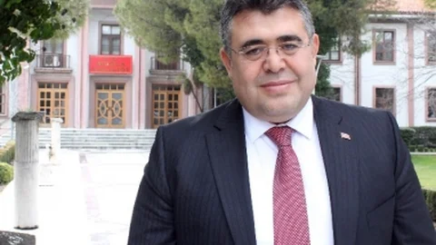 Muğla Emniyet Müdürü AK Parti Aday Adayı Olmak İçin İstifa Etti