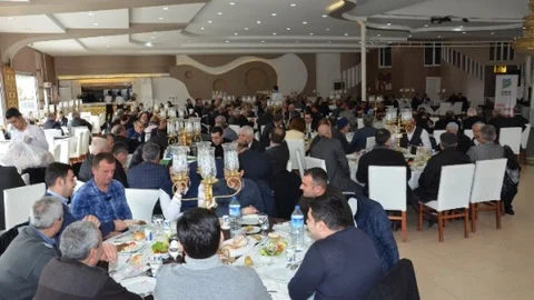 Yeşilyurt'ta Muhtarlarla İstişare Toplantısı Gerçekleştirildi