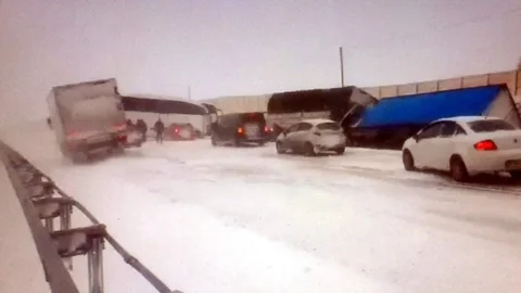 Kütahya-Afyonkarahisar Karayolunda Zincirleme Trafik Kazası