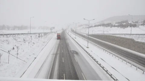 Güney'e Giden Yollar Kapandı