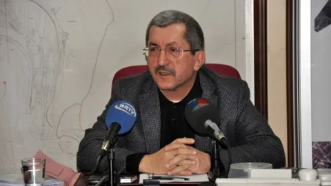 Belediye Başkanı Rafet Vergili İstifa Etmeyeceğini Açıkladı
