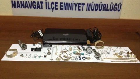 Hırsızlık Zanlıları Yakalandı