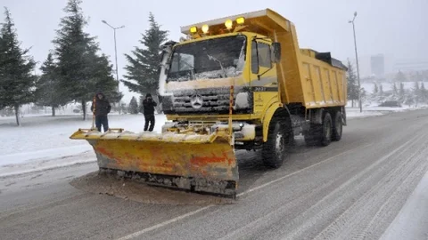 Kapanan Yollara Anında Müdahale
