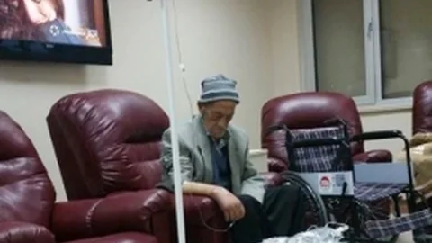 Kanser Hastası Yaşlı Adamın Dramı