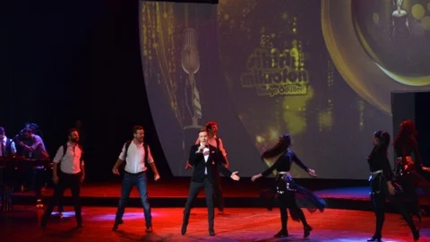 Ünlü Sanatçılar Radyocuları Yalnız Bırakmadı