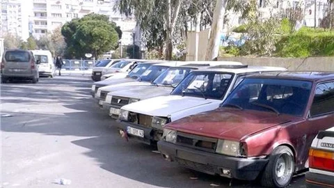 İzmir'de otomobil hırsızlığı iddiası