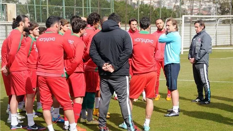 Karşıyaka'da Ayhan Akman ilk antrenmanına çıktı