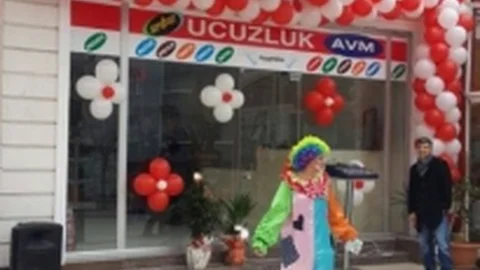 Serdivan Ucuzluk AVM Açıldı