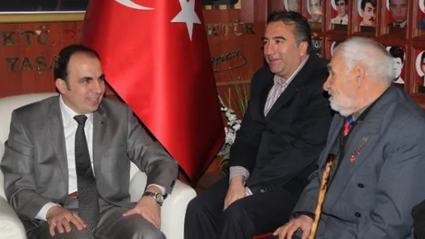 Altay “Bağımsızlığımızı Şehit Ve Gazilerimize Borçluyuz”