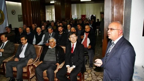 Arıcılık Ve Bal Üretimi Sorunları Masaya Yatırıldı