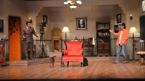 Uçurtmanın Kuyruğu Tiyatro Seyircisiyle Buluşuyor