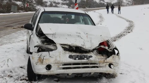 Aynı Yolda 3 Kaza 3 Yaralı