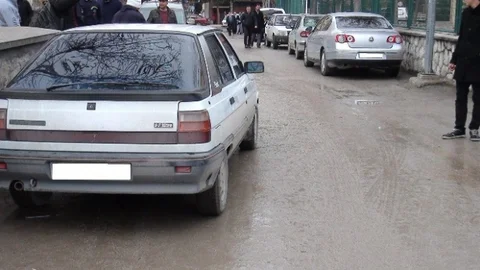 Okul Çıkışı Öğrencilere Otomobil Çarptı 4 Yaralı