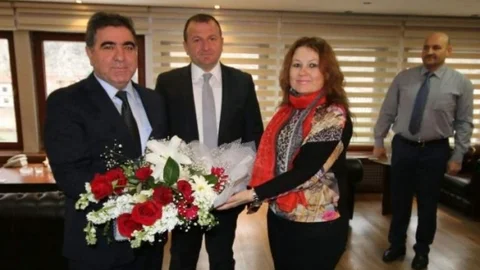 AK Parti Merkez İlçe Yönetiminden Başkan Özdemir'e Ziyaret