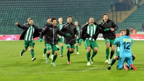 Bursasporlu Futbolcular Gözünü Kupaya Dikti