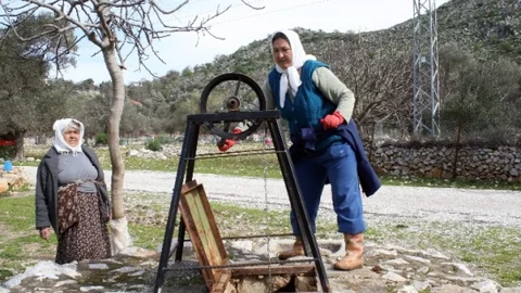 (Özel Haber) Bir Asırdır Suyu Olmayan Mahalleye Fatura Şoku