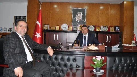 Başsavcı Köklü Belediye Başkanı Turgut'u Ziyaret Etti