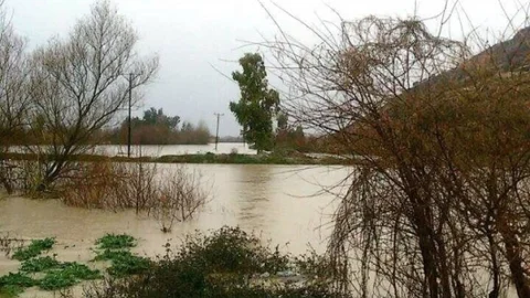 Baraj Kapakları Açıldı Tarım Arazileri Sular Altında Kaldı