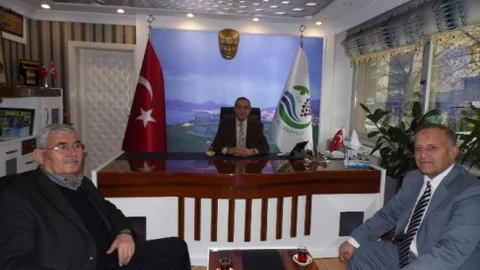 Osman Özet'ten Belediye Başkanına Ziyaret