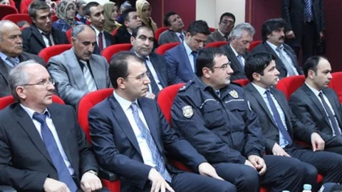 Selim'de En Çok Kitap Okuyan Öğrenciler Ödüllerini Aldı