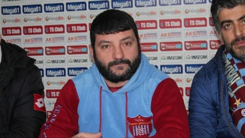 Mecnun Otyakmaz'a Trabzonspor Taraftarından Cevap