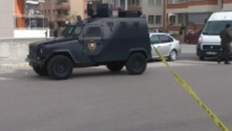 İzmir'de Keskin Nişancılarla Rehine Operasyonu