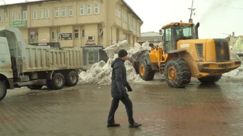 Varto'da Kar Temizleme Çalışması