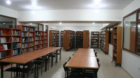 Kütüphane Hizmete Açıldı