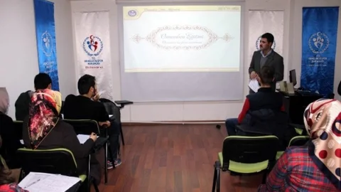 Osmanlı Türkçesi Ve Kur'an-I Kerim Kursu Başlıyor