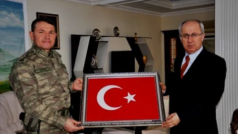 Jandarma Bölge Komutanı Lapanta'ndan Iğdır Valiliği'ne Ziyaret